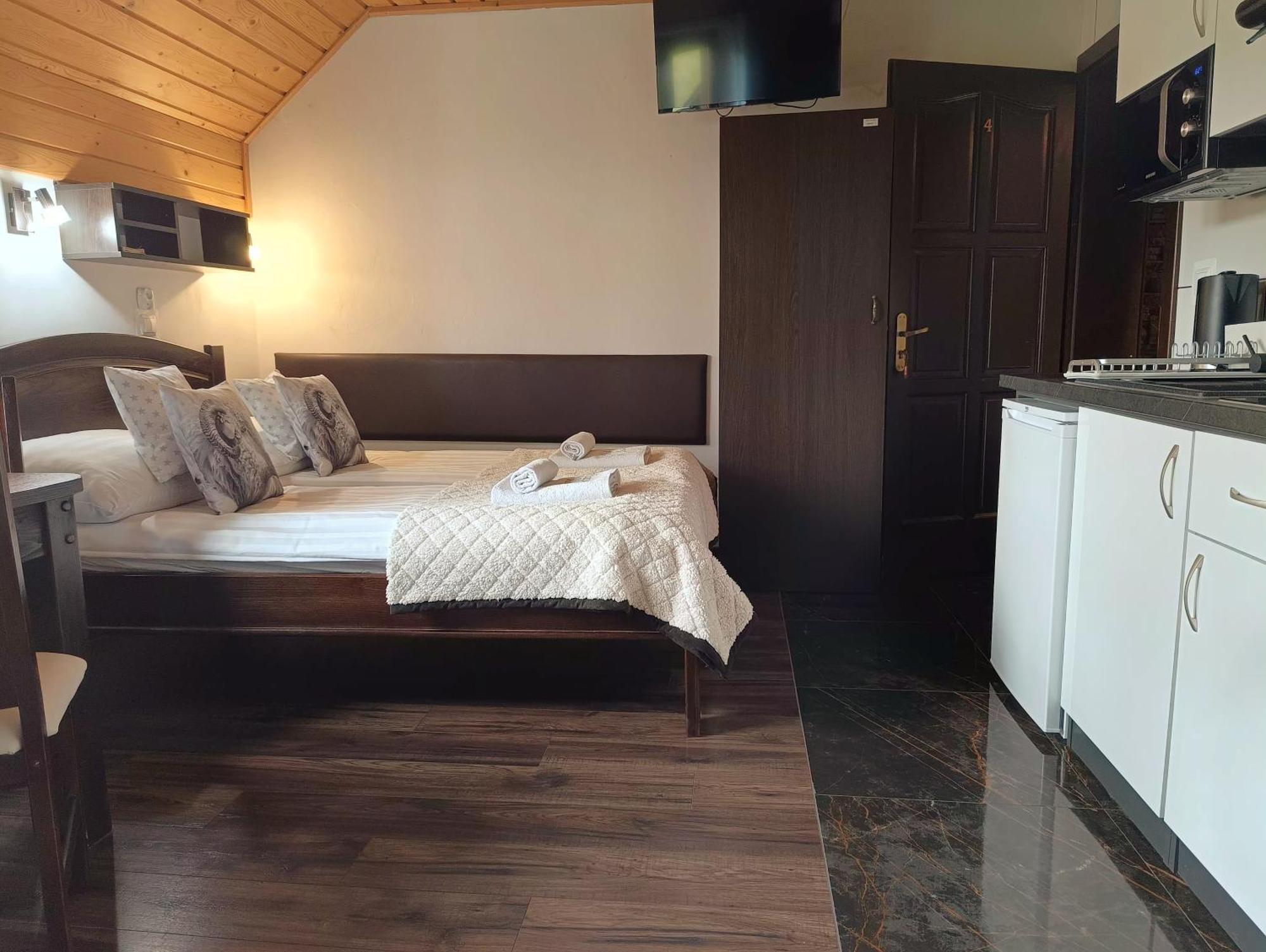 Pokoje I Apartamenty U Sabiny - Dostep Do Jacuzzi Tylko W Wybranych Opcjach Sprawdz Ponizej Szczegoly Rezerwacji ชซาฟนีซา ภายนอก รูปภาพ