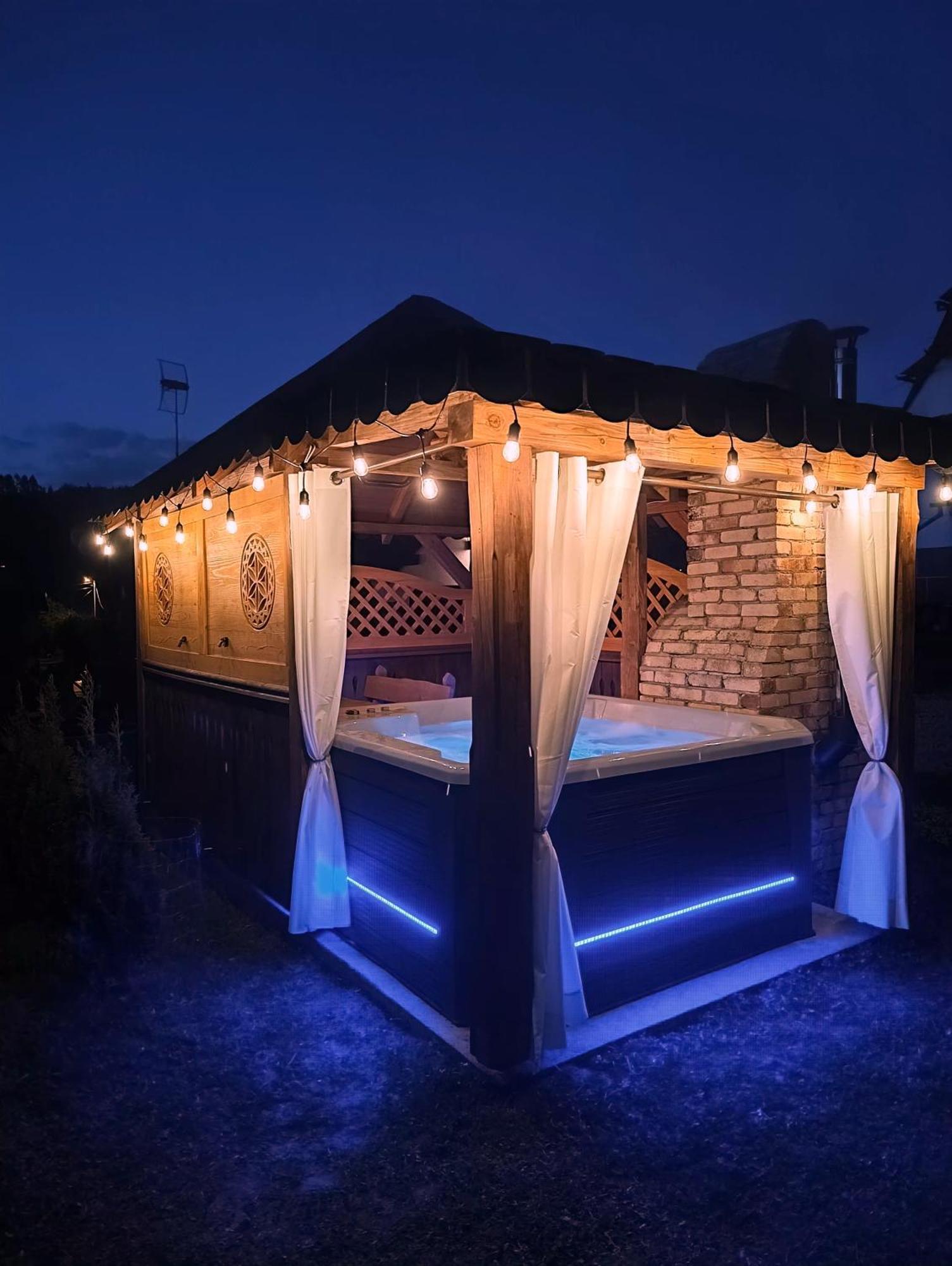 Pokoje I Apartamenty U Sabiny - Dostep Do Jacuzzi Tylko W Wybranych Opcjach Sprawdz Ponizej Szczegoly Rezerwacji ชซาฟนีซา ภายนอก รูปภาพ