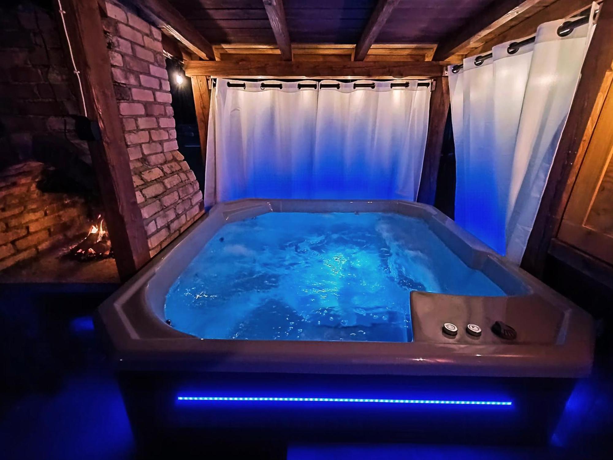Pokoje I Apartamenty U Sabiny - Dostep Do Jacuzzi Tylko W Wybranych Opcjach Sprawdz Ponizej Szczegoly Rezerwacji ชซาฟนีซา ภายนอก รูปภาพ