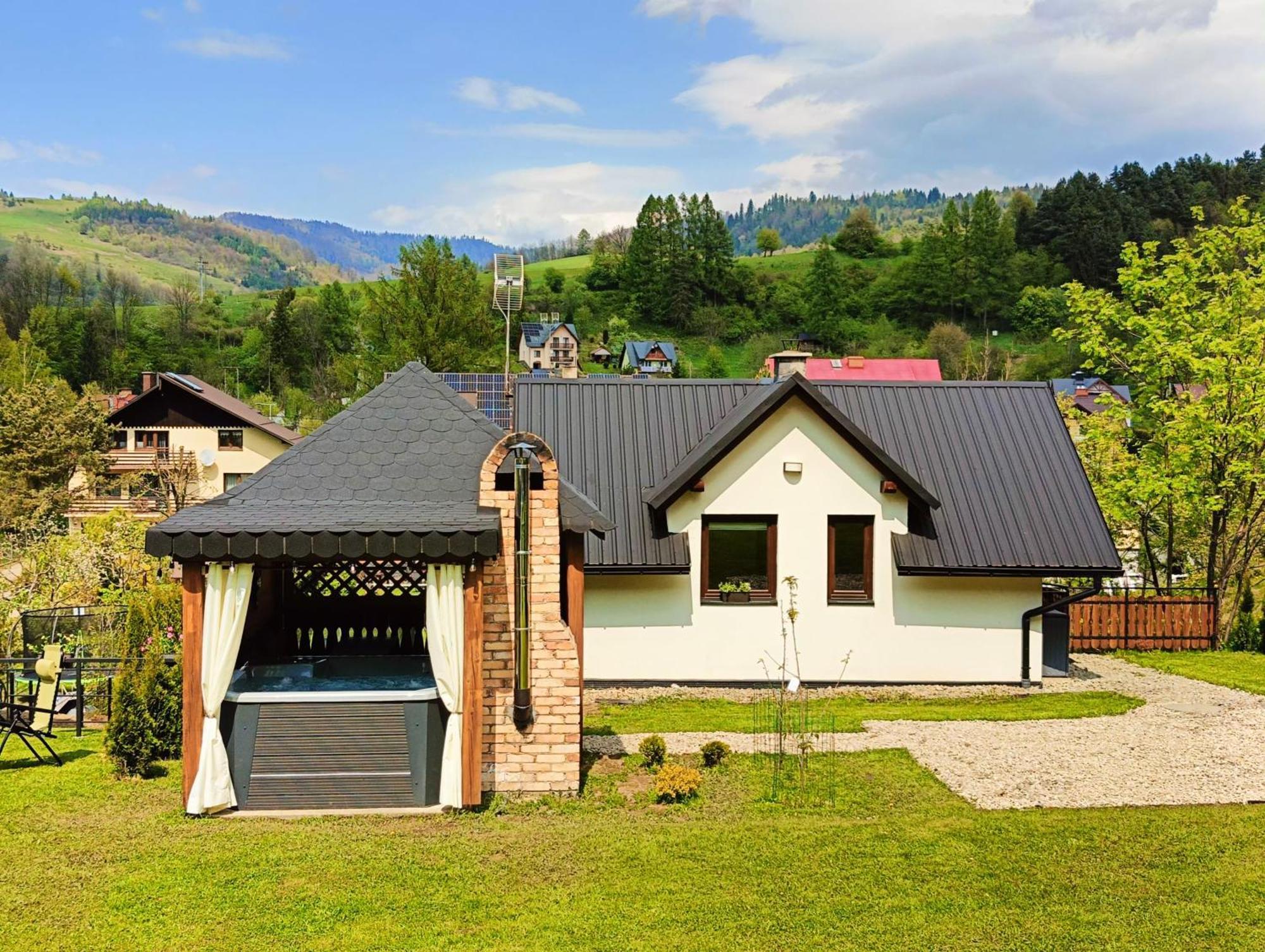 Pokoje I Apartamenty U Sabiny - Dostep Do Jacuzzi Tylko W Wybranych Opcjach Sprawdz Ponizej Szczegoly Rezerwacji ชซาฟนีซา ภายนอก รูปภาพ